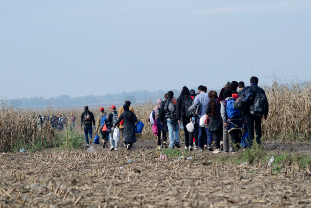uk-plans-stricter-rules-for-migrants’-permanent-residency