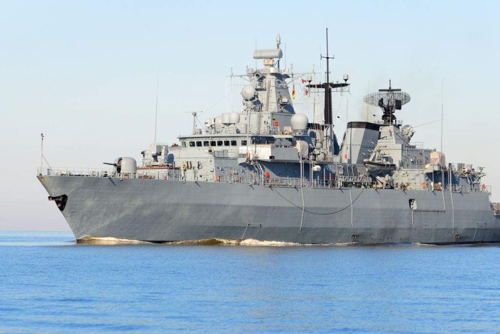 Trump Battleship Plan Highlights US Shipbuilding Strain trump-battleship-plan-highlights-us-shipbuilding-strain