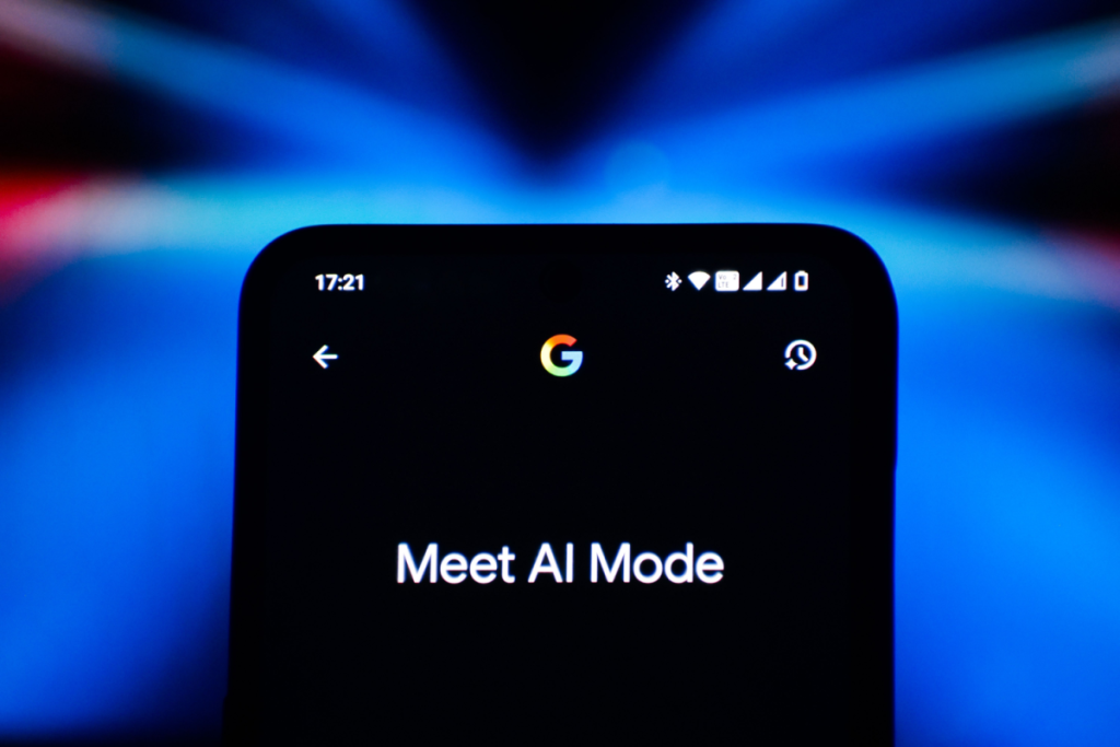 google-tests-ai-that-connects-gmail,-photos,-apps